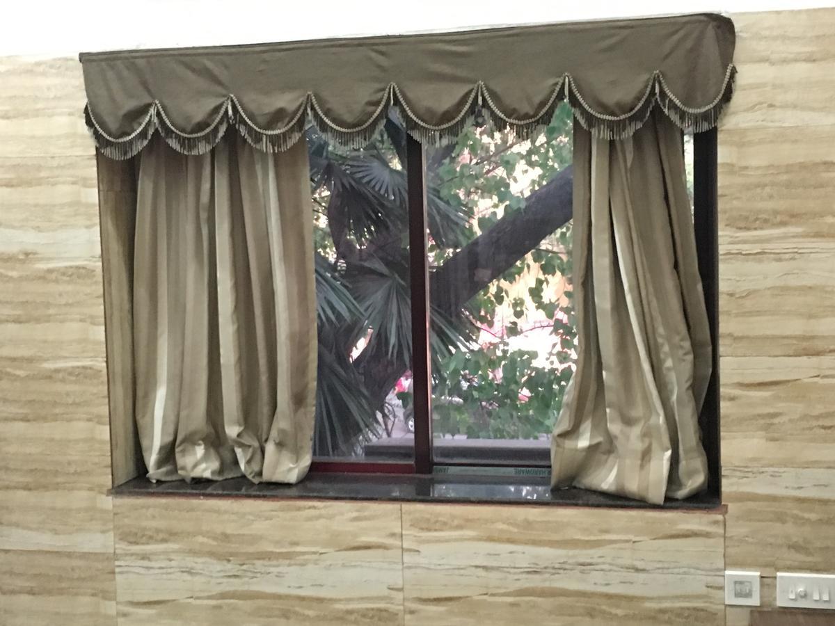 Nalanda Hotel ジャムシェードプル エクステリア 写真