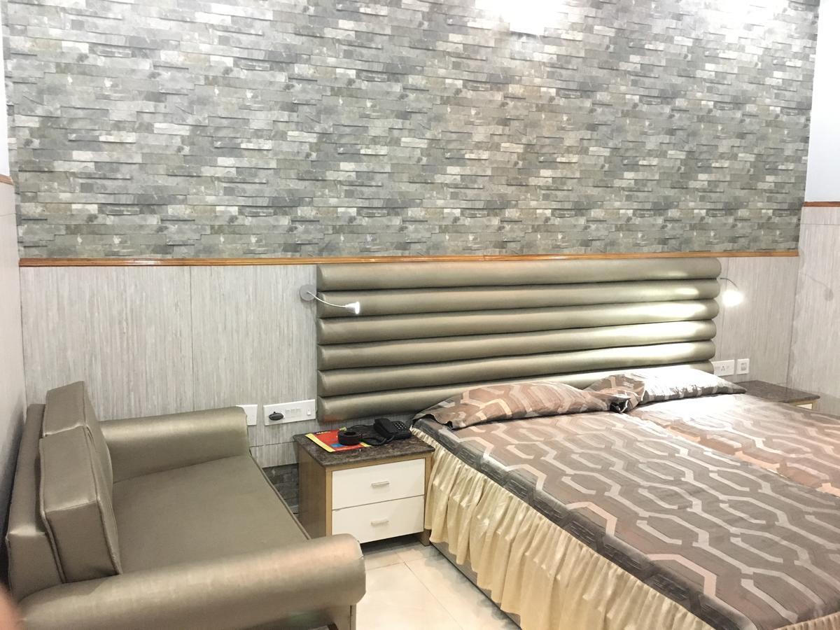Nalanda Hotel ジャムシェードプル エクステリア 写真