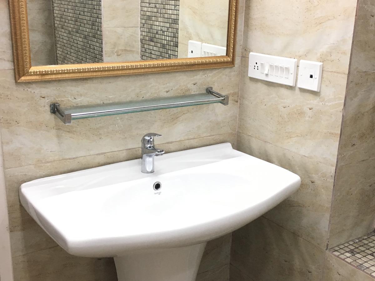 Nalanda Hotel ジャムシェードプル エクステリア 写真