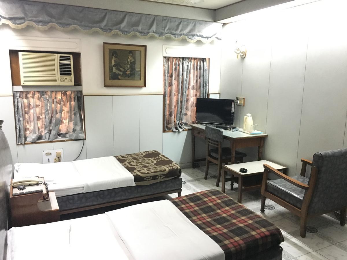 Nalanda Hotel ジャムシェードプル エクステリア 写真