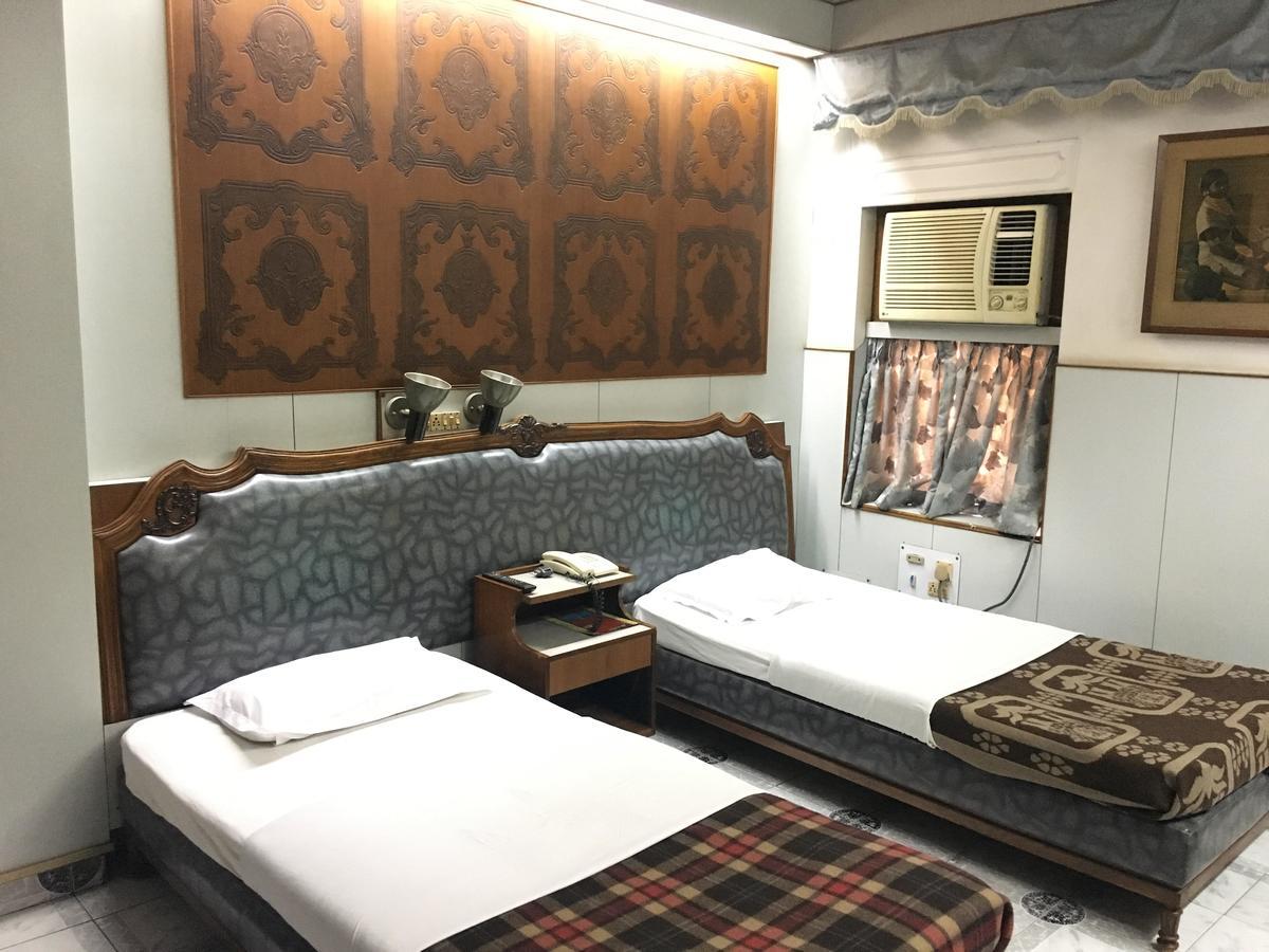 Nalanda Hotel ジャムシェードプル エクステリア 写真